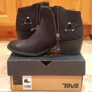 Teva Women's Foxy Waterproof Boot